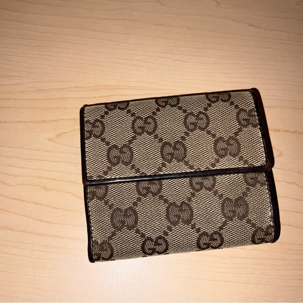 Gucci wallet with coin pouch